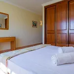 Appartement 2bdr Duplex W Ac & Pool In By Lovelystay