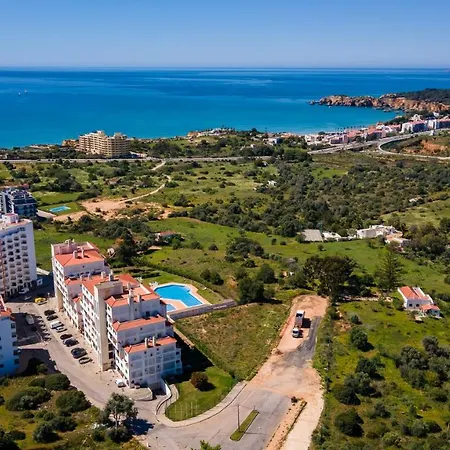 2bdr Duplex W Ac & Pool In By Lovelystay Portimão