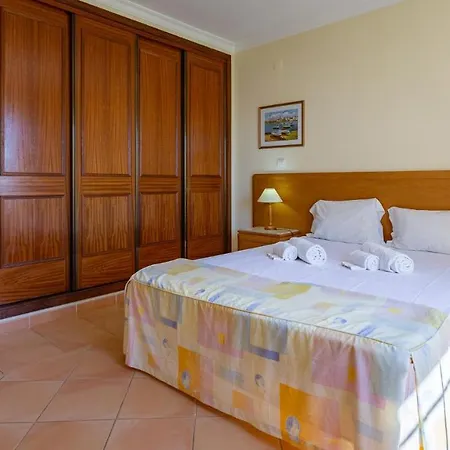 Appartement 2bdr Duplex W Ac & Pool In By Lovelystay