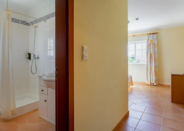 2bdr Duplex W Ac & Pool In By Lovelystay Portimão